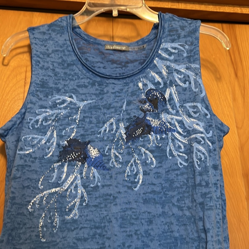 Three Hearts Blue Seashell Tank Top with Sparkling Design Size Small